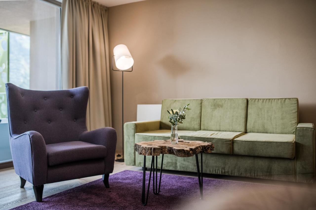 Oliven- & Genusshotel Hirzer Schenna Extérieur photo