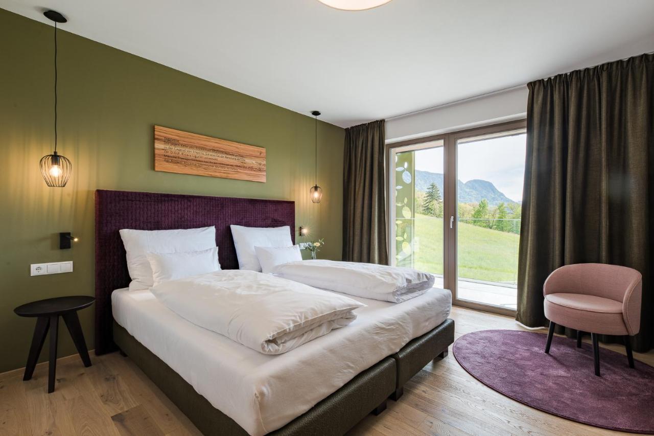 Oliven- & Genusshotel Hirzer Schenna Chambre photo