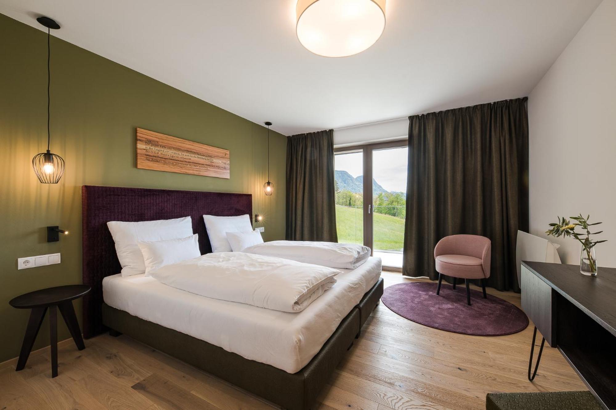 Oliven- & Genusshotel Hirzer Schenna Chambre photo