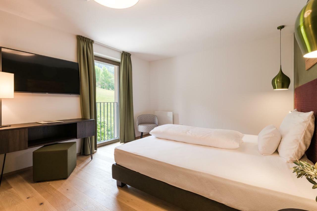 Oliven- & Genusshotel Hirzer Schenna Extérieur photo